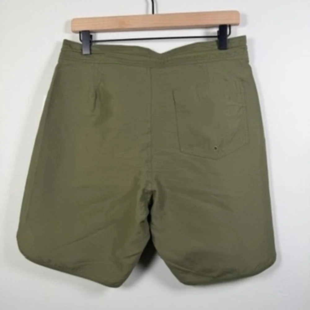 Old Navy Men's Dolphin-Hem Board Shorts Size 30 Green Hook and Loop Drawstring